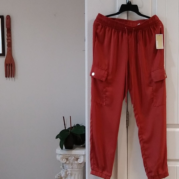 MICHAEL Michael Kors Pants - NWT Michael Kors Cargo Pants. Size M